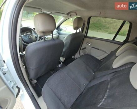 Білий Рено Кліо, об'ємом двигуна 1.46 л та пробігом 198 тис. км за 5500 $, фото 12 на Automoto.ua