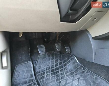 Білий Рено Кліо, об'ємом двигуна 1.46 л та пробігом 195 тис. км за 5500 $, фото 32 на Automoto.ua