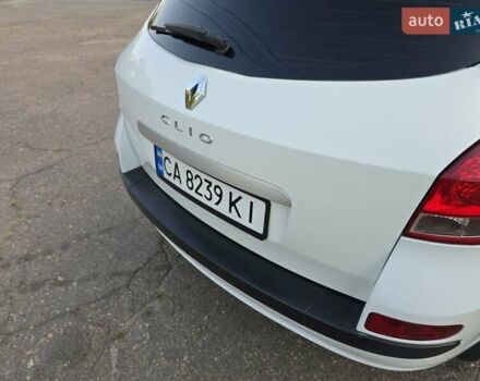 Білий Рено Кліо, об'ємом двигуна 1.46 л та пробігом 195 тис. км за 5500 $, фото 15 на Automoto.ua