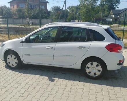 Білий Рено Кліо, об'ємом двигуна 1.2 л та пробігом 220 тис. км за 4999 $, фото 1 на Automoto.ua