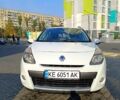 Белый Рено Клио, объемом двигателя 1.1 л и пробегом 270 тыс. км за 4450 $, фото 1 на Automoto.ua