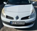 Білий Рено Кліо, об'ємом двигуна 1.15 л та пробігом 262 тис. км за 5300 $, фото 1 на Automoto.ua