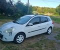 Білий Рено Кліо, об'ємом двигуна 1.5 л та пробігом 285 тис. км за 5352 $, фото 1 на Automoto.ua
