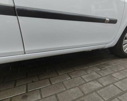 Білий Рено Кліо, об'ємом двигуна 1.46 л та пробігом 240 тис. км за 5300 $, фото 9 на Automoto.ua