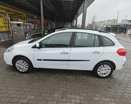 Білий Рено Кліо, об'ємом двигуна 1.46 л та пробігом 240 тис. км за 5300 $, фото 3 на Automoto.ua