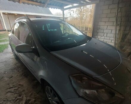 Білий Рено Кліо, об'ємом двигуна 1.5 л та пробігом 250 тис. км за 6100 $, фото 4 на Automoto.ua