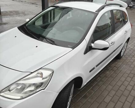 Білий Рено Кліо, об'ємом двигуна 1.46 л та пробігом 240 тис. км за 5300 $, фото 12 на Automoto.ua