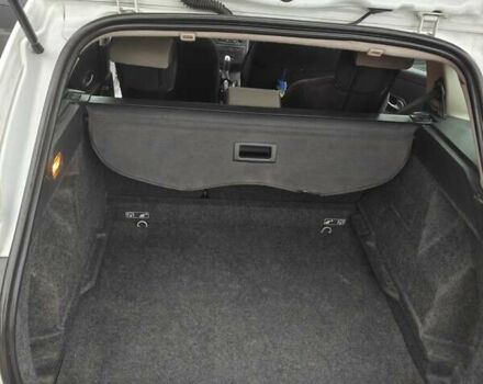 Білий Рено Кліо, об'ємом двигуна 1.46 л та пробігом 240 тис. км за 5300 $, фото 15 на Automoto.ua