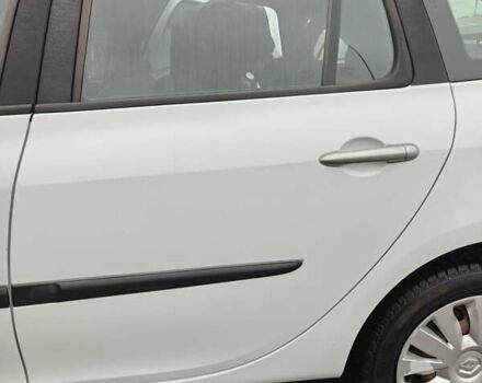 Білий Рено Кліо, об'ємом двигуна 1.46 л та пробігом 240 тис. км за 5300 $, фото 14 на Automoto.ua