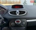 Білий Рено Кліо, об'ємом двигуна 1.6 л та пробігом 205 тис. км за 6500 $, фото 16 на Automoto.ua