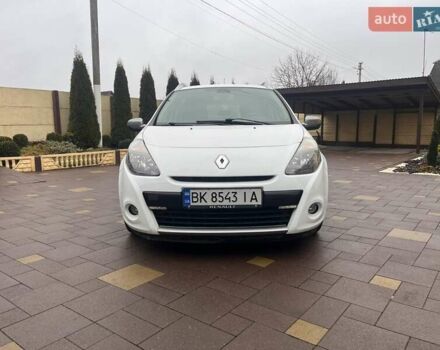 Белый Рено Клио, объемом двигателя 1.15 л и пробегом 211 тыс. км за 4899 $, фото 7 на Automoto.ua