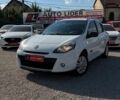 Белый Рено Клио, объемом двигателя 1.6 л и пробегом 212 тыс. км за 6900 $, фото 1 на Automoto.ua