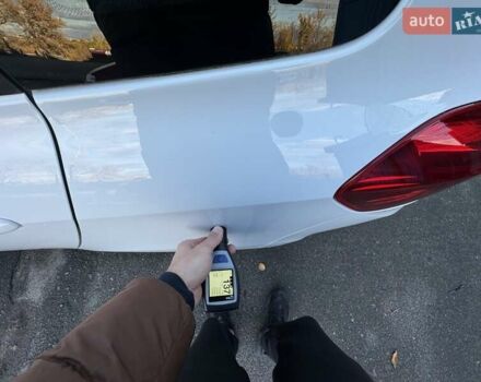 Белый Рено Клио, объемом двигателя 1.2 л и пробегом 206 тыс. км за 6400 $, фото 77 на Automoto.ua