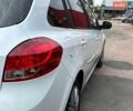 Белый Рено Клио, объемом двигателя 1.2 л и пробегом 253 тыс. км за 5850 $, фото 16 на Automoto.ua