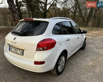 Рено Кліо 2011 у Львові на Automoto.ua Білий Рено Кліо, об'ємом двигуна 1.6 л та пробігом 300 тис. км за 5700 $, фото 8 на Automoto.ua