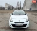 Білий Рено Кліо, об'ємом двигуна 1.46 л та пробігом 300 тис. км за 4800 $, фото 2 на Automoto.ua