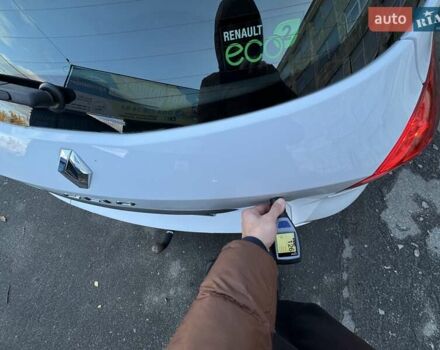 Белый Рено Клио, объемом двигателя 1.2 л и пробегом 206 тыс. км за 6400 $, фото 79 на Automoto.ua
