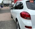 Белый Рено Клио, объемом двигателя 1.2 л и пробегом 253 тыс. км за 5850 $, фото 14 на Automoto.ua