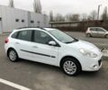 Белый Рено Клио, объемом двигателя 1.5 л и пробегом 190 тыс. км за 6600 $, фото 10 на Automoto.ua