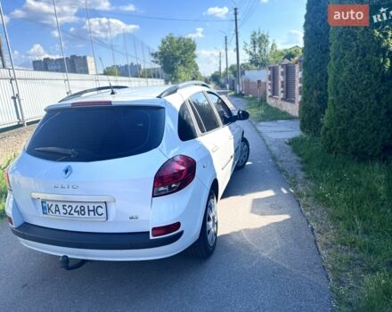 Белый Рено Клио, объемом двигателя 1.46 л и пробегом 300 тыс. км за 4300 $, фото 12 на Automoto.ua