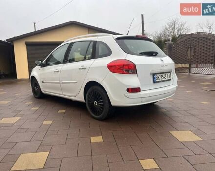 Белый Рено Клио, объемом двигателя 1.15 л и пробегом 211 тыс. км за 4899 $, фото 5 на Automoto.ua