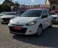 Белый Рено Клио, объемом двигателя 1.6 л и пробегом 212 тыс. км за 6900 $, фото 1 на Automoto.ua