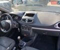 Белый Рено Клио, объемом двигателя 1.46 л и пробегом 236 тыс. км за 5300 $, фото 8 на Automoto.ua