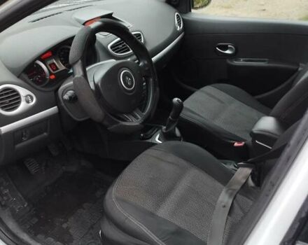 Білий Рено Кліо, об'ємом двигуна 1.5 л та пробігом 320 тис. км за 5500 $, фото 8 на Automoto.ua
