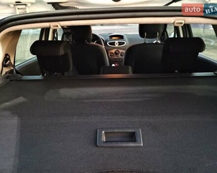 Белый Рено Клио, объемом двигателя 1.5 л и пробегом 111 тыс. км за 6999 $, фото 21 на Automoto.ua