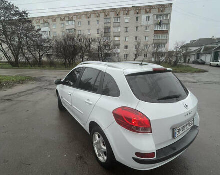 Белый Рено Клио, объемом двигателя 1.46 л и пробегом 285 тыс. км за 4850 $, фото 12 на Automoto.ua
