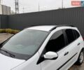 Белый Рено Клио, объемом двигателя 1.6 л и пробегом 221 тыс. км за 6299 $, фото 11 на Automoto.ua