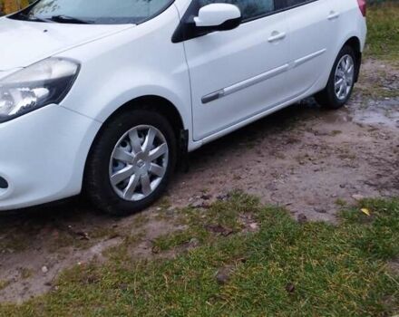 Білий Рено Кліо, об'ємом двигуна 1.5 л та пробігом 320 тис. км за 5500 $, фото 3 на Automoto.ua