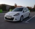 Білий Рено Кліо, об'ємом двигуна 1.46 л та пробігом 210 тис. км за 5900 $, фото 1 на Automoto.ua