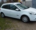 Білий Рено Кліо, об'ємом двигуна 1.5 л та пробігом 320 тис. км за 5500 $, фото 1 на Automoto.ua