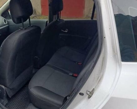Білий Рено Кліо, об'ємом двигуна 1.5 л та пробігом 245 тис. км за 6200 $, фото 5 на Automoto.ua