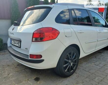 Белый Рено Клио, объемом двигателя 1.46 л и пробегом 148 тыс. км за 6500 $, фото 3 на Automoto.ua