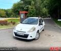 Белый Рено Клио, объемом двигателя 1.1 л и пробегом 205 тыс. км за 3500 $, фото 1 на Automoto.ua