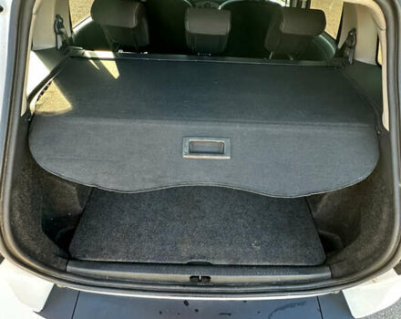 Рено Кліо 2012 у Конотопе на Automoto.ua Білий Рено Кліо, об'ємом двигуна 1.46 л та пробігом 339 тис. км за 5300 $, фото 26 на Automoto.ua