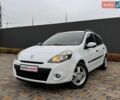 Белый Рено Клио, объемом двигателя 1.6 л и пробегом 221 тыс. км за 6299 $, фото 1 на Automoto.ua