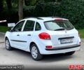 Белый Рено Клио, объемом двигателя 1.1 л и пробегом 205 тыс. км за 3500 $, фото 2 на Automoto.ua