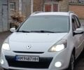 Білий Рено Кліо, об'ємом двигуна 1.5 л та пробігом 245 тис. км за 6200 $, фото 1 на Automoto.ua