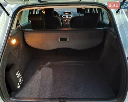 Белый Рено Клио, объемом двигателя 1.5 л и пробегом 111 тыс. км за 6999 $, фото 18 на Automoto.ua