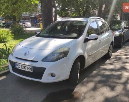 Белый Рено Клио, объемом двигателя 1.5 л и пробегом 185 тыс. км за 5600 $, фото 1 на Automoto.ua