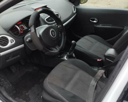 Білий Рено Кліо, об'ємом двигуна 1.5 л та пробігом 320 тис. км за 5500 $, фото 8 на Automoto.ua