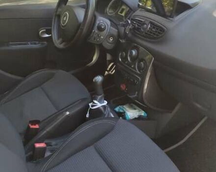 Белый Рено Клио, объемом двигателя 1.5 л и пробегом 185 тыс. км за 5600 $, фото 9 на Automoto.ua