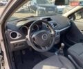 Белый Рено Клио, объемом двигателя 1.46 л и пробегом 236 тыс. км за 5300 $, фото 9 на Automoto.ua