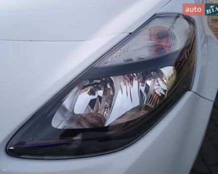 Белый Рено Клио, объемом двигателя 1.5 л и пробегом 111 тыс. км за 6999 $, фото 25 на Automoto.ua