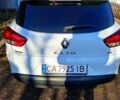 Белый Рено Клио, объемом двигателя 15 л и пробегом 230 тыс. км за 8000 $, фото 1 на Automoto.ua