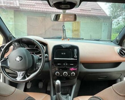 Белый Рено Клио, объемом двигателя 1.5 л и пробегом 280 тыс. км за 7700 $, фото 13 на Automoto.ua