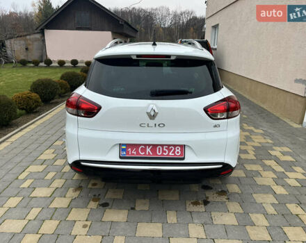 Белый Рено Клио, объемом двигателя 1.5 л и пробегом 260 тыс. км за 7550 $, фото 15 на Automoto.ua